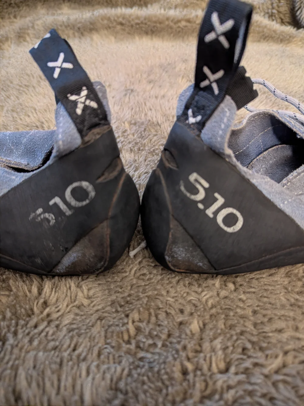 Vintage Five Ten XX Lace-Up Climbing Shoes - Unisex